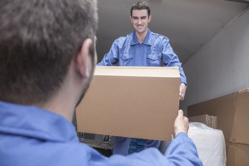 Moving truck service in Kingston upon Thames for residential and local relocations