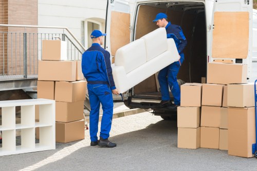 Local moving support for flats and homes in Kingston upon Thames